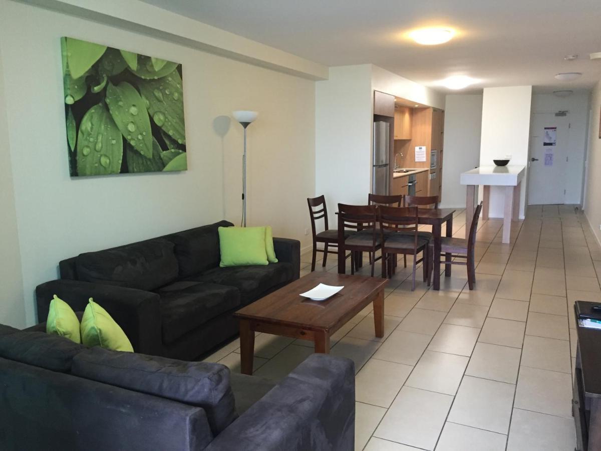 Lanai Riverside Apartments Маккай Екстер'єр фото